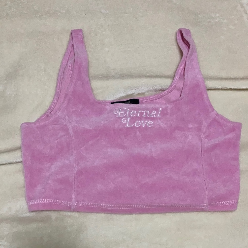 Pink crop tank top